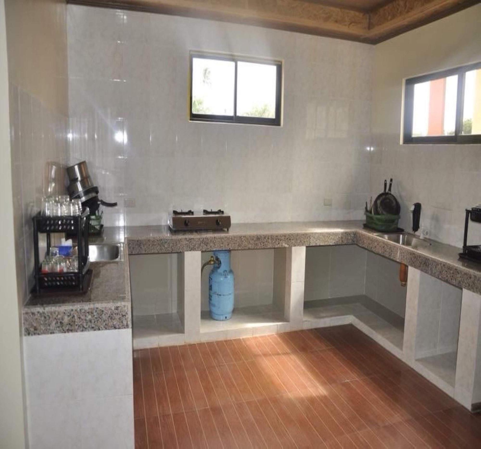 טגאיטאי Oyo 1067 Villa Sofia At Silang מראה חיצוני תמונה